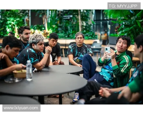 FPX战队在DOTA2赛场上的心理素质提升与战术变革探讨