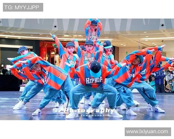 上海街舞队的崛起与蜕变：世界街舞大赛背后的奋斗与梦想